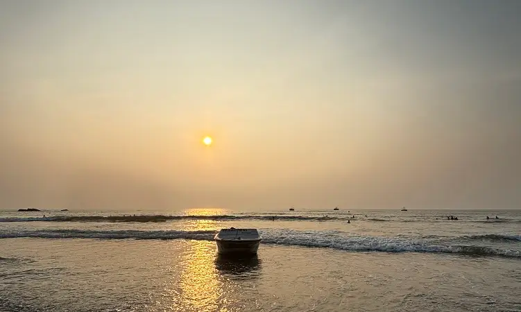 Anjuna Beach Vibrant Vibes and Stunning Sunsets